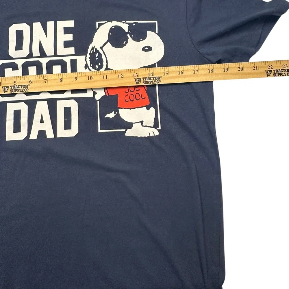 Peanuts Snoopy One Cool Dad Graphic T-Shirt‎ Mens Size S Navy Blue